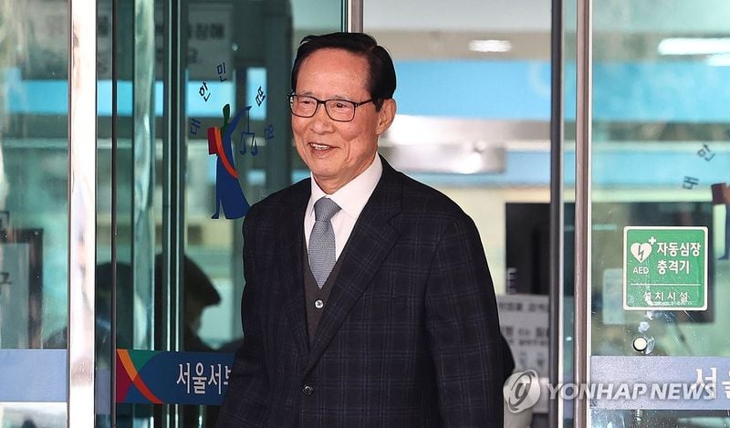 '허위서명 강요' 송영무 전 국방장관 / 연합뉴스