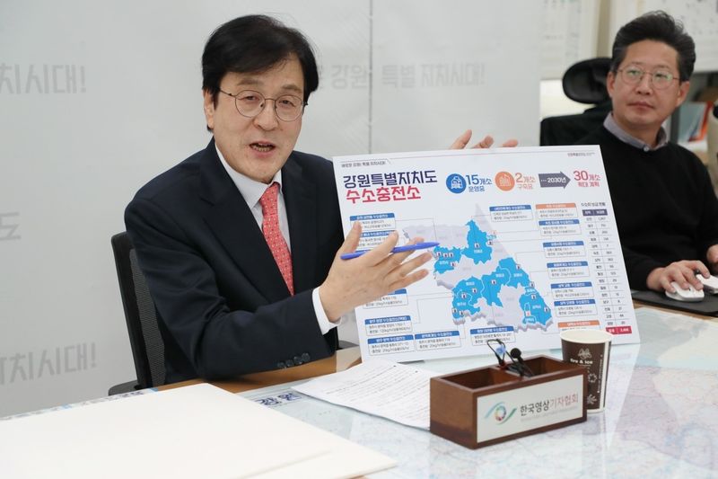 “수소 교통허브 확장 기로”…강원 수소 교통복합기지, 상용차 전환→인프라 분수령