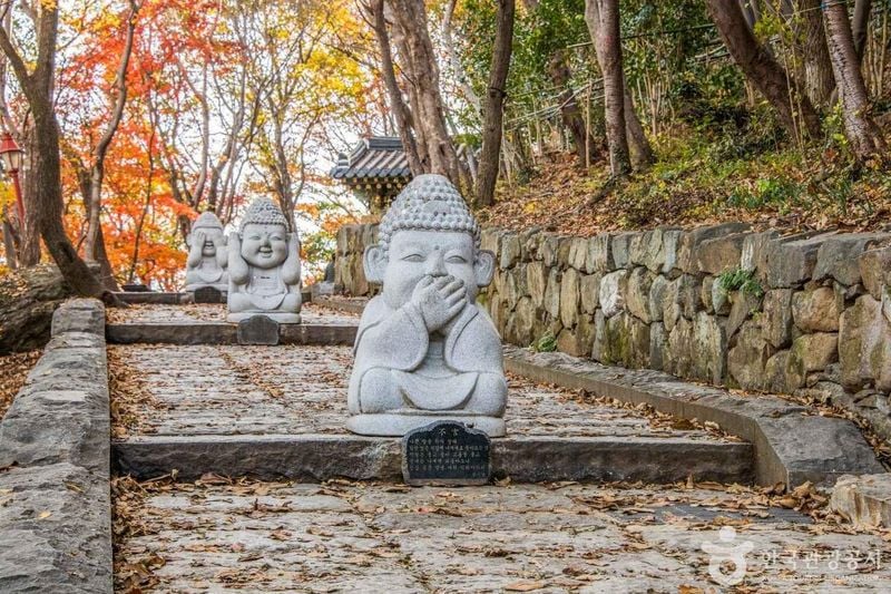 출처=한국관광공사 향일암