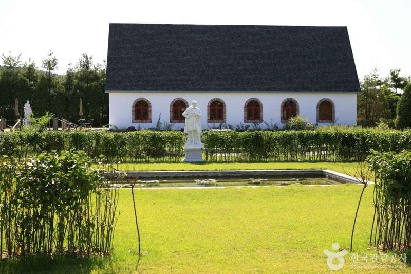 출처=한국관광공사 벽초지수목원