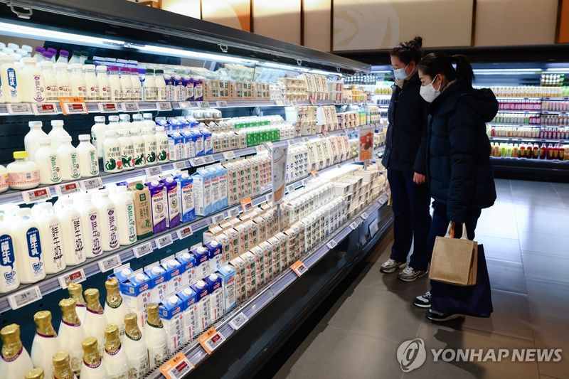 중국 11월 소비자물가 0.7%↑…식품 가격 반등에도 생산자물가 2.2%↓