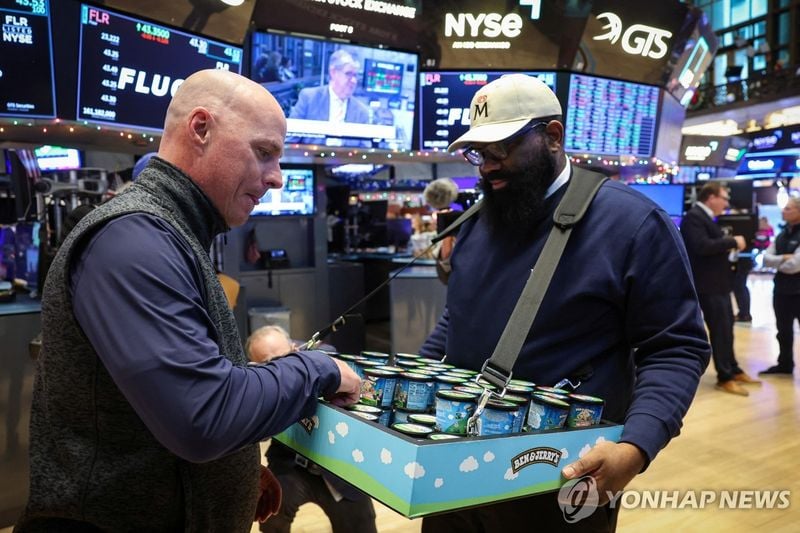 뉴욕증시, 25bp 금리인하·파월 비둘기 발언에 상승…다우 1%↑