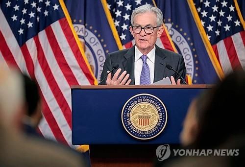 연준 기준금리 3.50~3.75%로 인하 후 동결 시사…파월 “중립 수준 합리적 범위 진입”