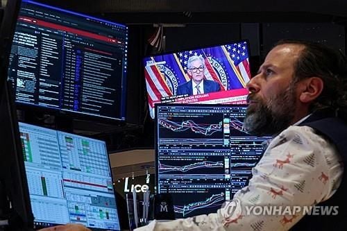 연준, 기준금리 0.25%p 인하 후 매파적 기조 유지…내부 이견 속 인하 속도 조절 시사