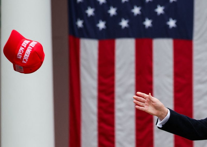 트럼프 상호관세 8개월…美 경기침체도 제조업 부활도 없었다