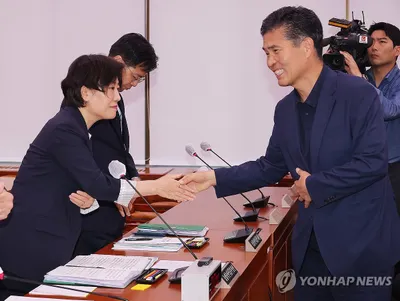 “농업 4법 두고 접점 찾을까”…송미령 농식품부 장관, 민주당과 당정협의 앞두고 입장 주목