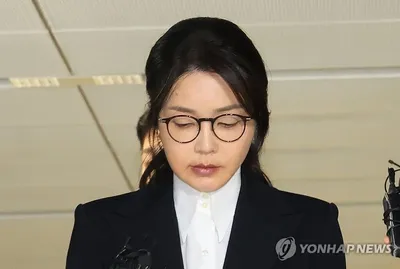 “도이치모터스 주가조작·공천 개입 등 불법 혐의”…김건희, 특검 기소 파장 확산