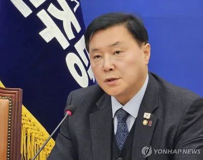 “백화점식 의혹 쏟아낸 조계원”…순천시정 둘러싸고 조계원-노관규 정면 충돌