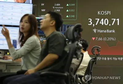 “코스피 3,800선 목전”…외국인 순매수에 삼성전자·SK하이닉스 최고가 경신