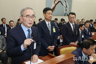 “유심 전면 교체 검토”…KT, 보상안 강화로 보안 논란 진화 속도