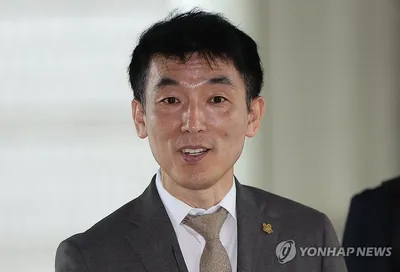"법무법인 자유서울, 6개월째 변호사 2명만 유지"…변호사법 위반 논란 확산