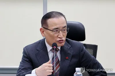 “핵잠·우라늄 농축 후속 협의”…위성락, 방미 길 올라 한미 안보조율 가속