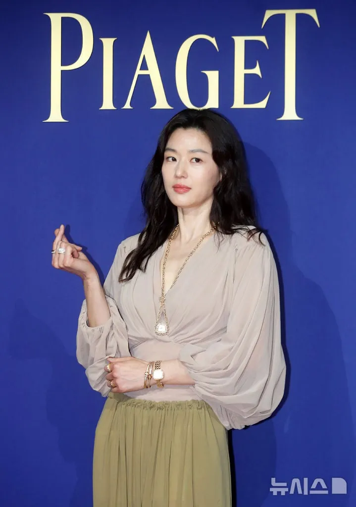 “전지현, FA 시장 빅이슈”…이음해시태그 계약 종료→‘북극성’으로 새 시작