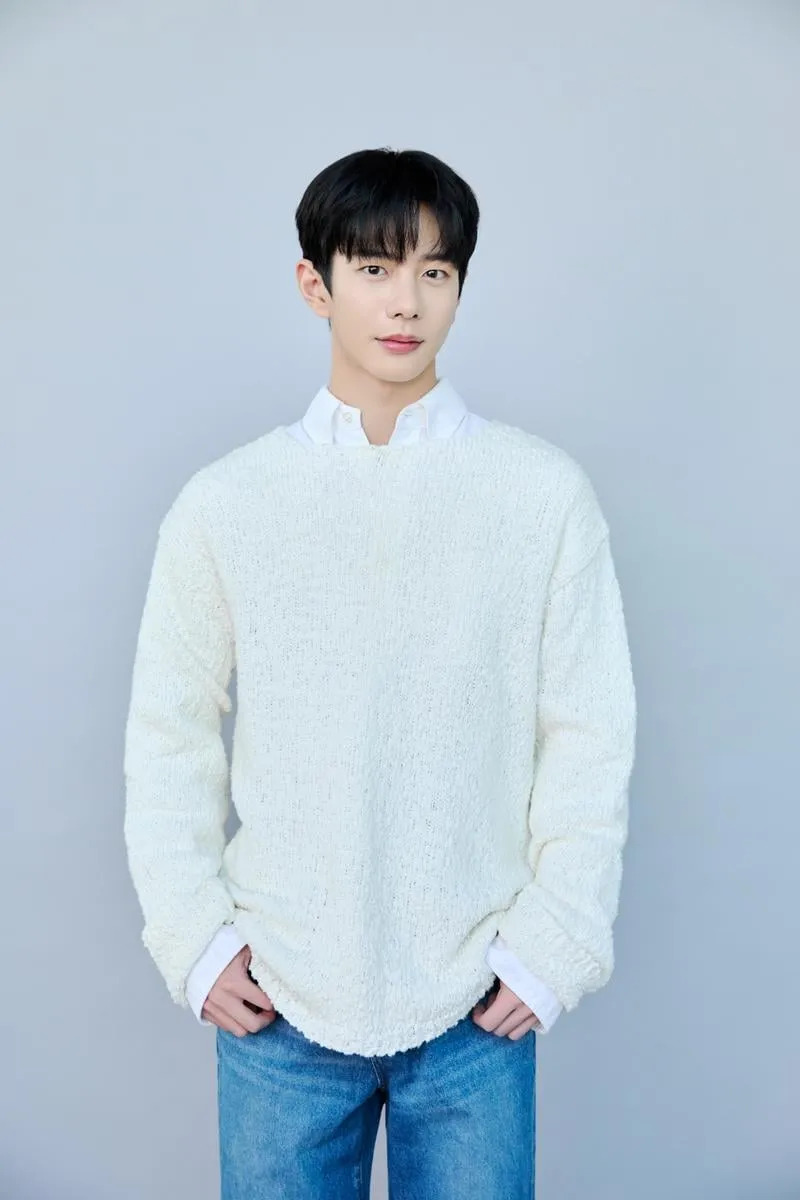 “차세대 프린스의 파급력”…최보민, ‘에버 빌레나’ 모델→아시아 팬 마음 흔들다 / 더블앤(W&)