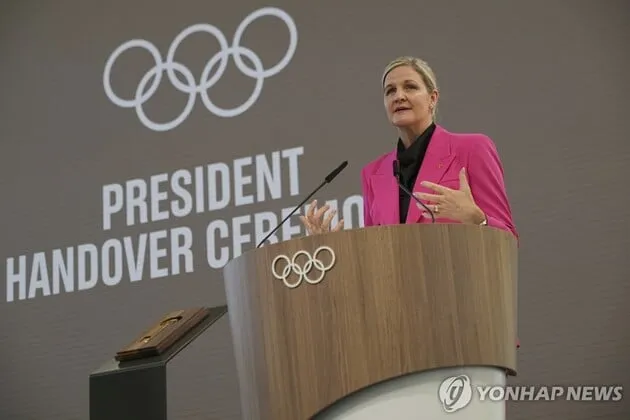 “최초 여성·아프리카 위원장”…코번트리, IOC 수장 공식 취임→새 시대 개막