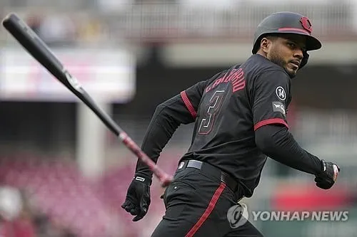 “초대형 FA 계약 결별”…신시내티, 캔덜라리오 방출→구단 역대 최고 손실