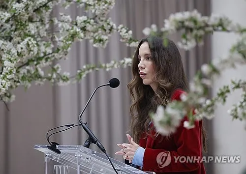 ‘싱킹 머신 랩’ 시드 투자 20억달러 유치…기업가치 100억달러 평가