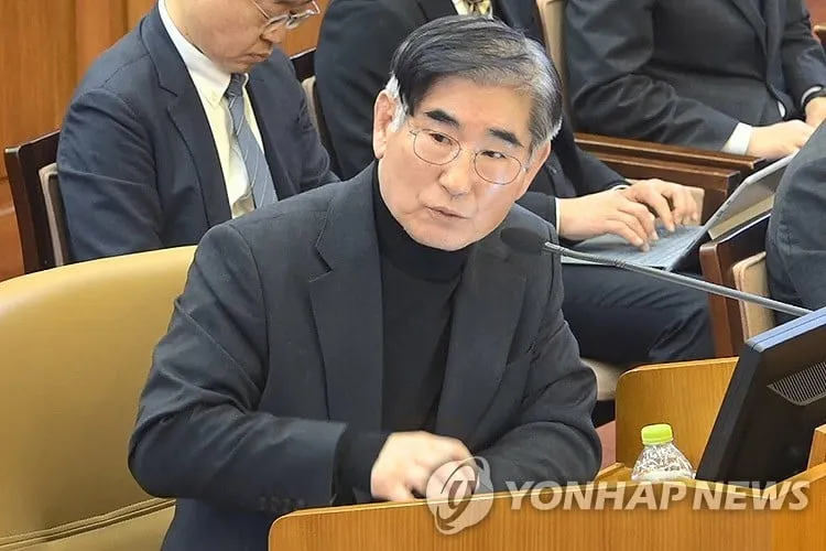 김용현, 특검 추가기소에 강력 반기…서울고법 이의신청 접수→48시간 내 운명 가른다
