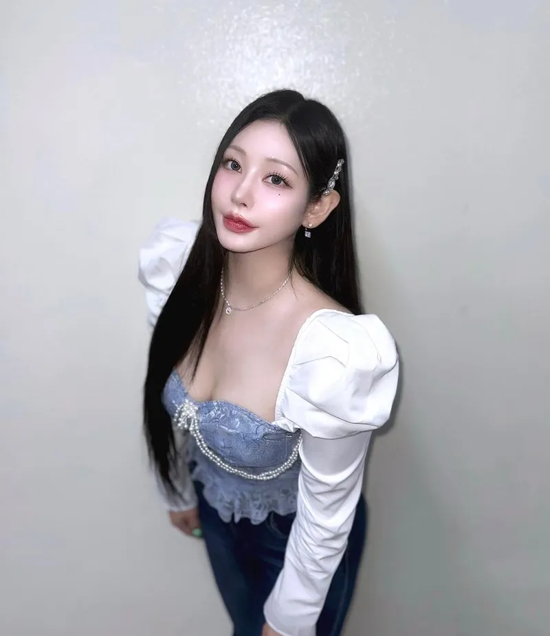 “응원 고맙습니다”…박앵두, 초여름 밤 설렘→청초한 우아함 / 걸그룹 앵두걸스 리더 박앵두 인스타그램