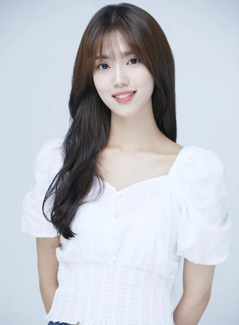 “냄새만으로 세상을 읽다”…윤서아, ‘폭군의 셰프’ 후각 천재로 새로운 성장→2025년 기대 속 출연 / 아토엔터테인먼트
