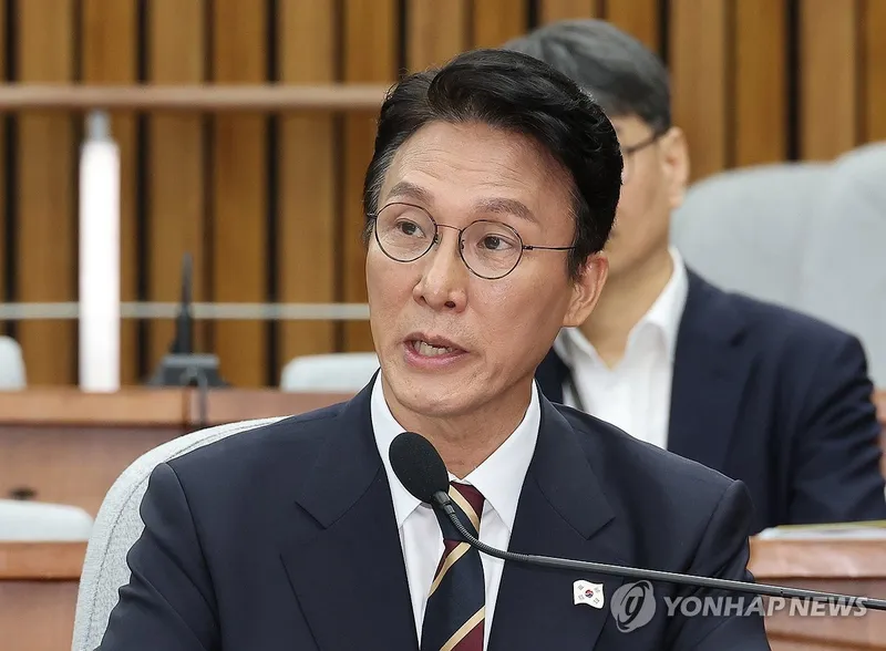 김민석, 표적 논란 앞 냉철한 반격...총리 후보자 재산 의혹 공방→야당 논두렁 프레임 맞서다