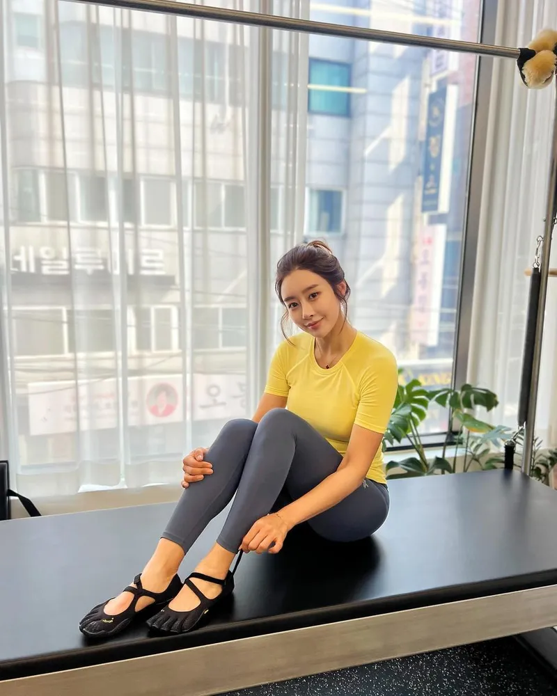 “필라테스가 일상인 요즘”…서인아, 환하게 빛난 노력→여름 운동 인증 / 가수 서인아 인스타그램