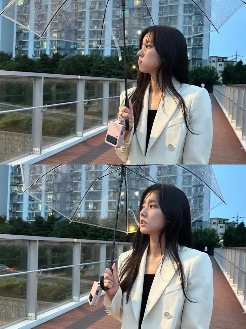 “비 오는 날 좋잖아”…손은유, 여름비 속 고요한 단상→감성 폭발 / 데블스 플랜 데스룸 출연자 변호사 손은유 인스타그램
