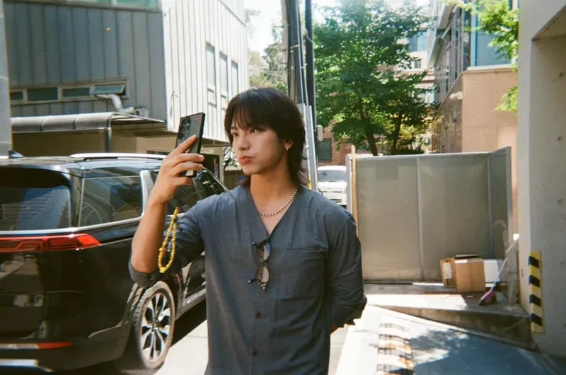“필름처럼 흐릿한 오후”…김재현, 고요한 여름→진솔한 일상 포착 / 그룹 엔플라잉 김재현 인스타그램