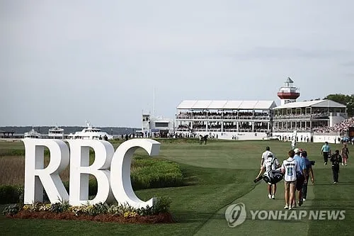 “거리 측정기 효과 뚜렷”…PGA 투어, 시범 도입→경기 시간 단축 확인 / 연합뉴스