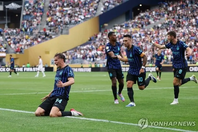 “에스포지토 결승골·바스토니 쐐기골”…인터 밀란, 리버 플레이트 격파→클럽월드컵 16강행 / 연합뉴스