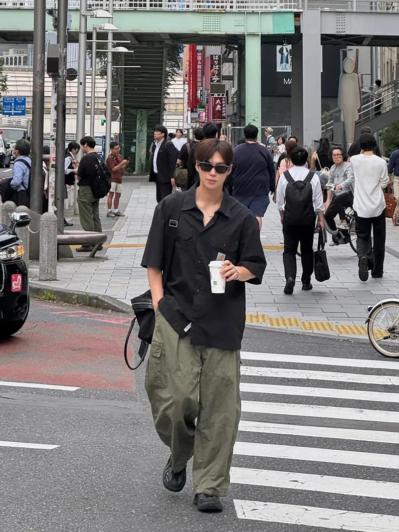 “생각보다 꽤 잘쓰고 다니는 중”…이상윤, 도쿄 거리→여유 속 감각적 분위기 / 하트페어링 출연자 모델 이상윤 인스타그램