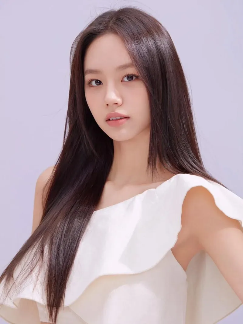 “한없이 투명한 자신감”…혜리, 여름 오후→여신 미모 각인 / 걸그룹 걸스데이 혜리 인스타그램