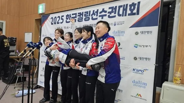 “3년 연속 태극마크”…김은지, 컬링 국가대표 선발→12년 만의 올림픽 무대 / 연합뉴스