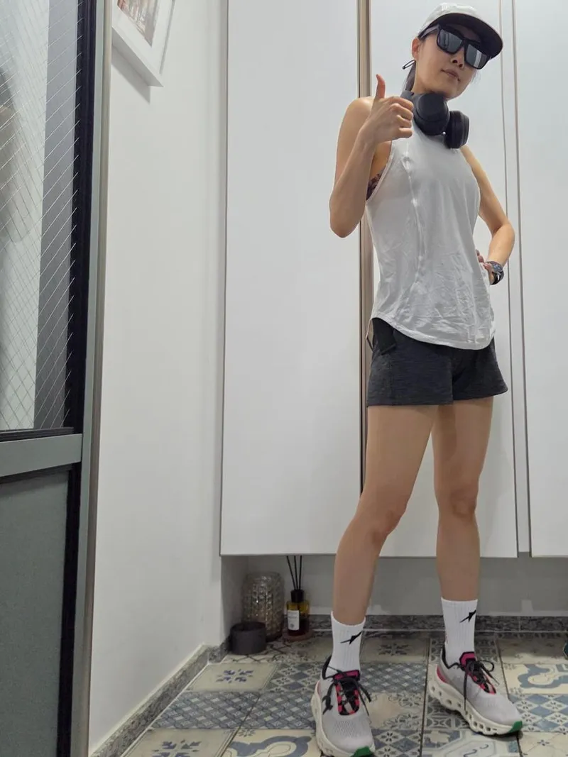 “여름 런닝은 땀범벅이 제맛”…문정희, 달림의 열정→에너지 대폭발 / 배우 문정희 인스타그램