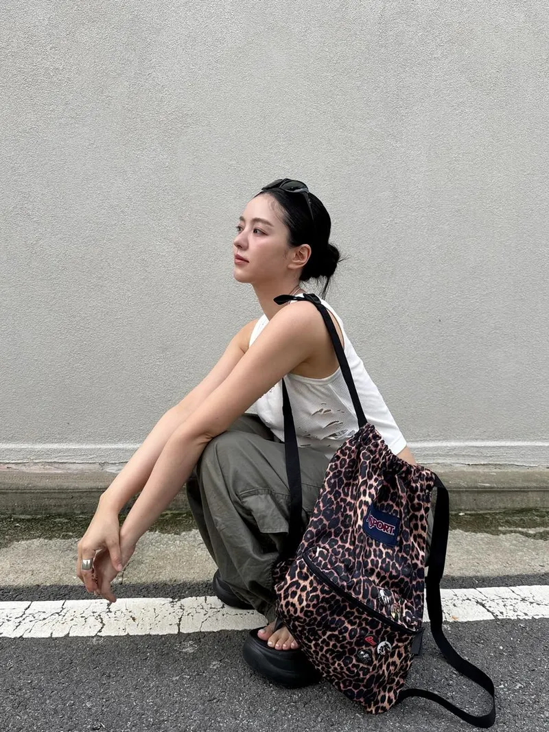 “잔스포츠 그리고 레오파드, 어떻게 참아요”…남상지, 여름 저녁→트렌디 무드 완성 / 배우 남상지 인스타그램