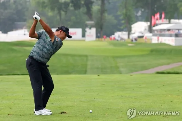 “이틀 연속 4언더파”…김시우, 로켓 클래식 역전 기회→공동 36위 등극 / 연합뉴스