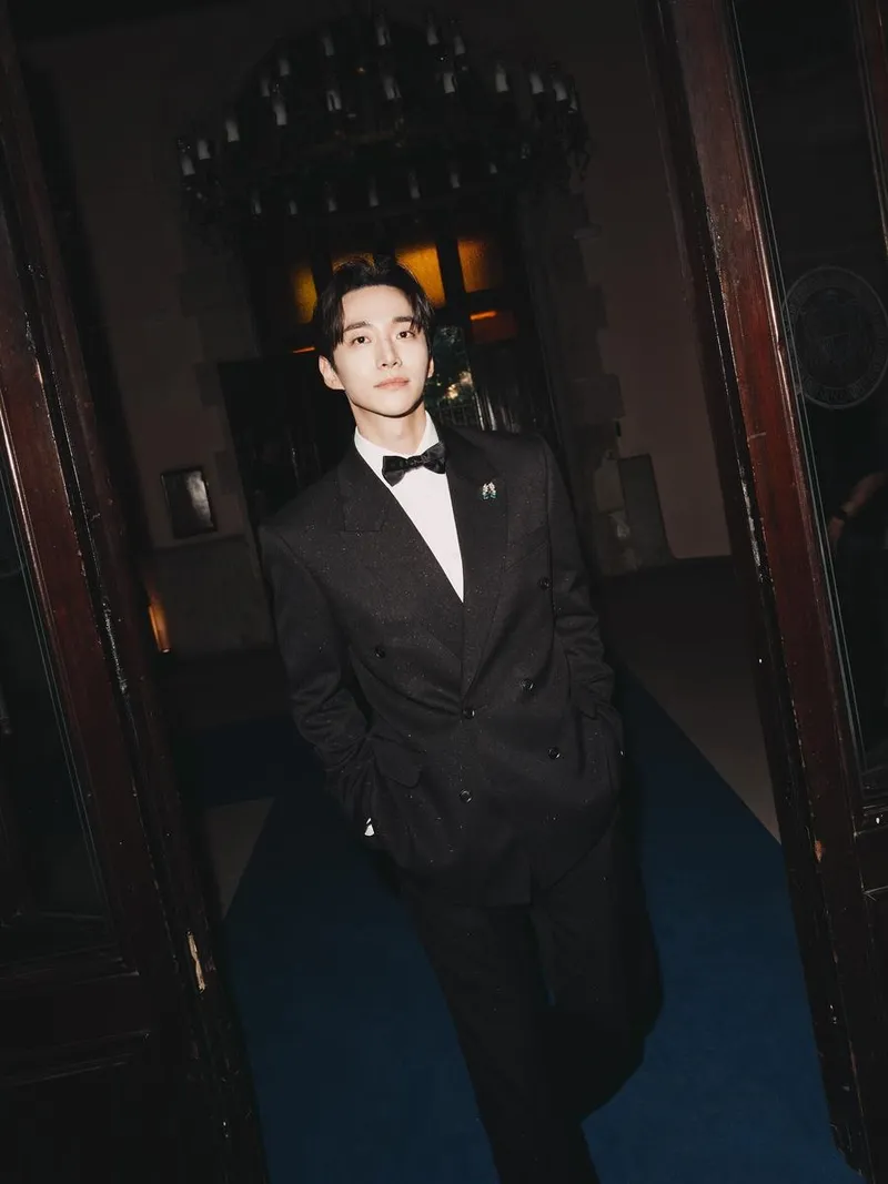 “단 한번의 시선이 증명했다”…이준호, 격조로 물든 여름밤→우아함 폭발 / 배우 이준호 인스타그램