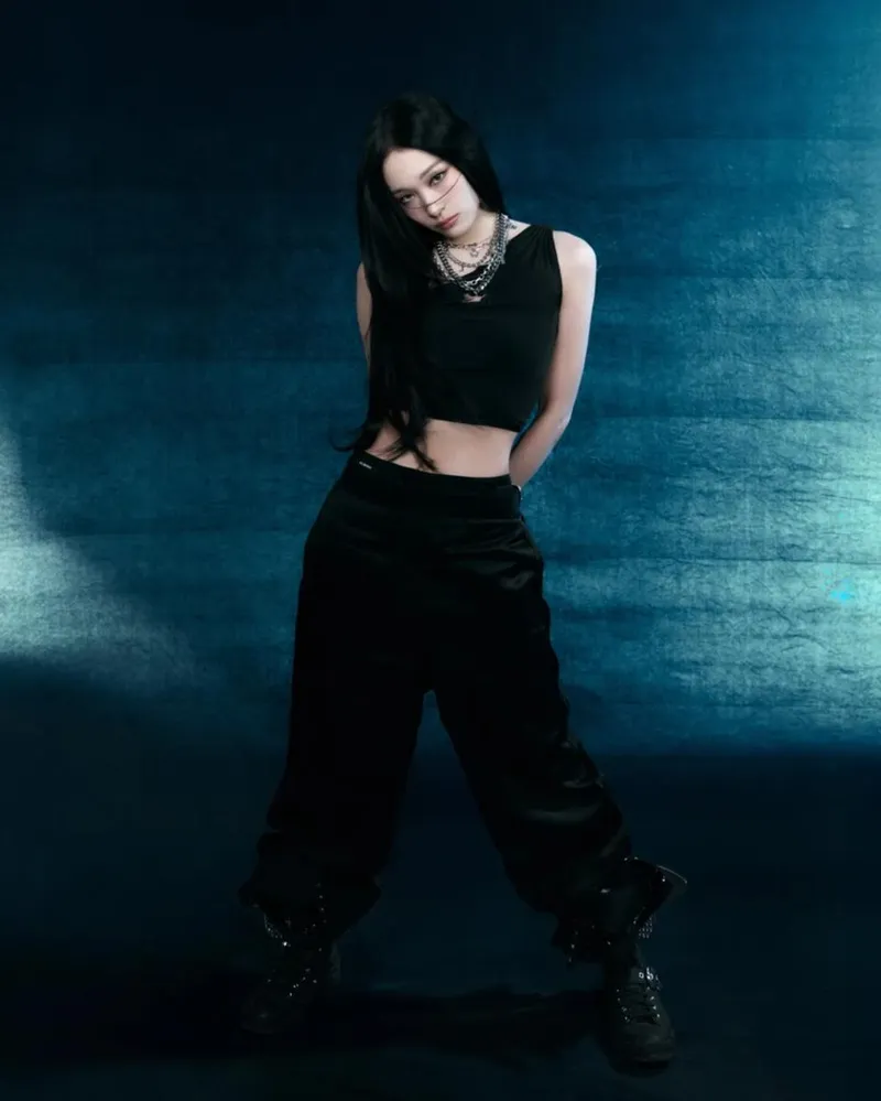 올데이프로젝트 애니 / 더블랙레이블