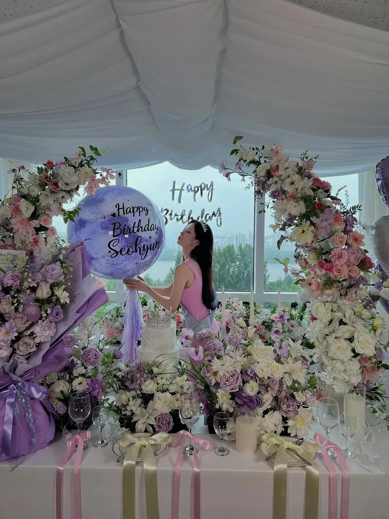 “마법 같은 생일을 기억하며”…서현, 특별한 순간→라벤더빛 환상 속으로 / 걸그룹 소녀시대 서현 인스타그램