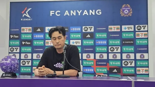 “판정 논란 직격”…유병훈 감독, 안양 패배 속 심판 비판→선수단 동요 우려 / 연합뉴스