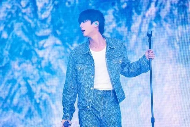 “진심으로 달리고 싶었다”…방탄소년단 진, ‘#런석진_이피.투어’ 팬콘서트→아미와 행복한 한때