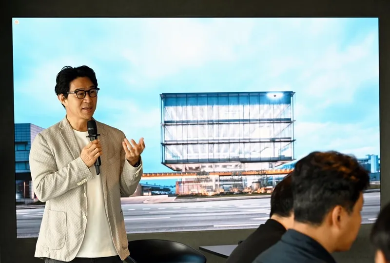 플래그십 전시장 혁신의 현장”…제네시스 청주, 고객 소통 강화→지역 전략 주목