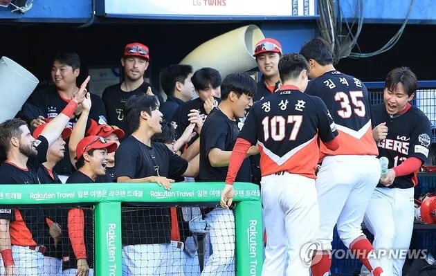 “6회 빅이닝 폭발”…KIA, LG전 10점 차 대승→6월 승률 1위 질주 / 연합뉴스