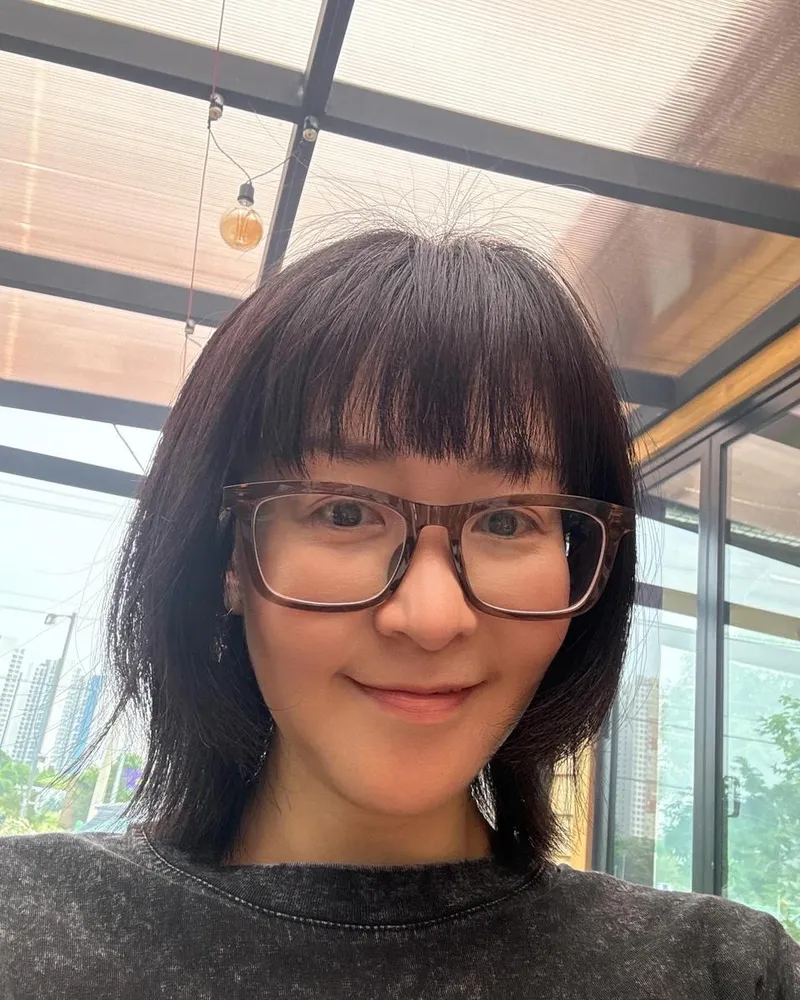 “진짜 대단하다고 밖엔”…조유진, 밝은 미소로 전한 응원→초여름 일상 포착 / 밴드 체리필터 조유진 인스타그램