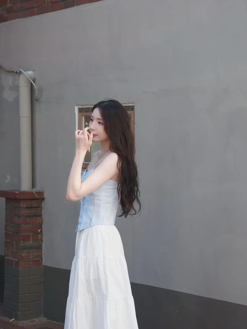 “햇살 머문 오후, 나만의 여유”…성해은, 깊어진 여름→청순 아우라 폭발 / 환승연애2 출연자, 인플루언서, 유튜버 성해은 인스타그램