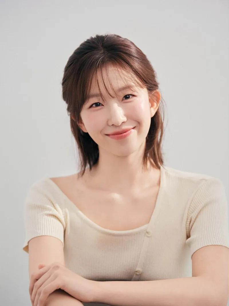 “새 얼굴의 변신”…윤가이·메리 킬즈 피플, 간호사 최예나로 서스펜스 물든다→압도적 열연 예고 / 위엔터테인먼트