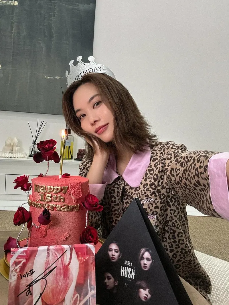 “15년의 시간 위에 선 오늘”…페이, 기념의 정수→환한 미소로 전한 진심 / 걸그룹 미쓰에이 페이 인스타그램