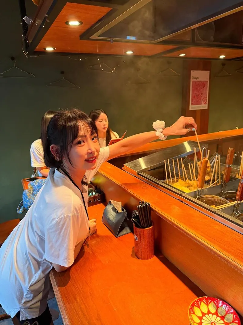 “너무 오랜만에 함께”…강예원, 환한 미소 속 여름 저녁→따뜻한 온기 가득한 재회 / 배우 강예원 인스타그램