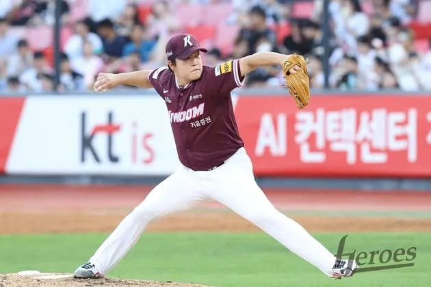 “데뷔 6년 만 첫 선발승”…박주성, kt 제압→키움 4연승 견인 / 연합뉴스