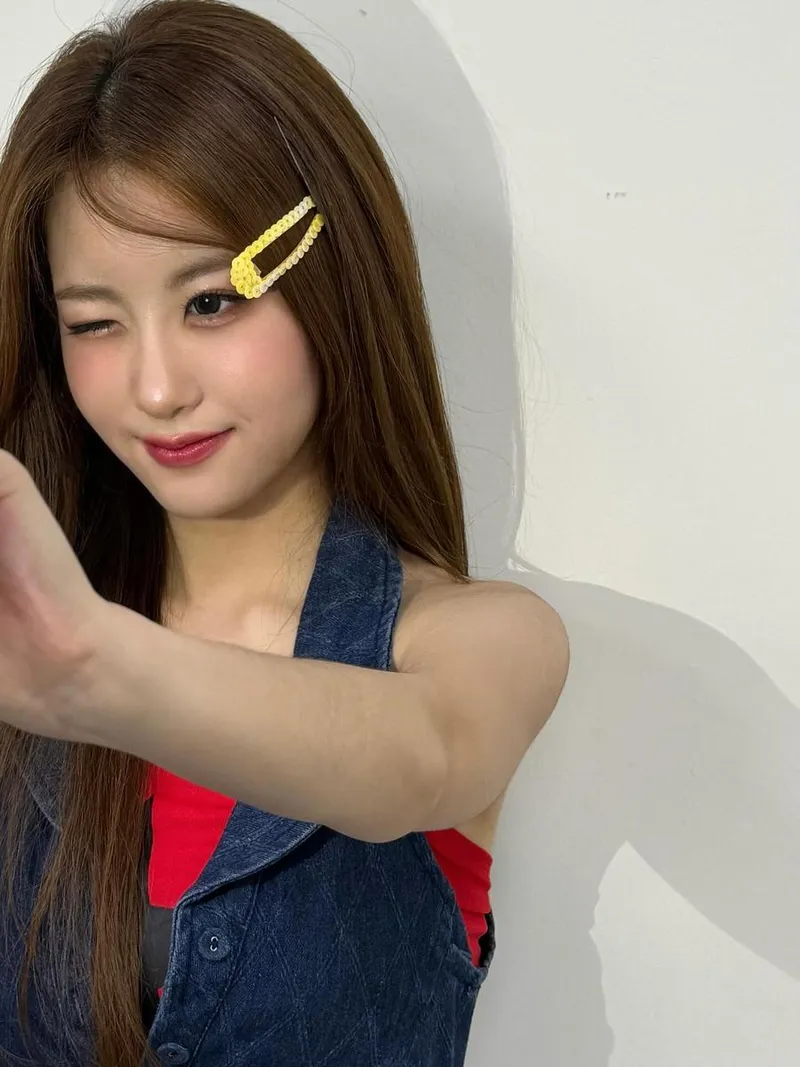 “위트 한 컷 담아낸 미소”…오유진, 산뜻한 여름 저녁→셀카로 전율 / 가수 오유진 인스타그램